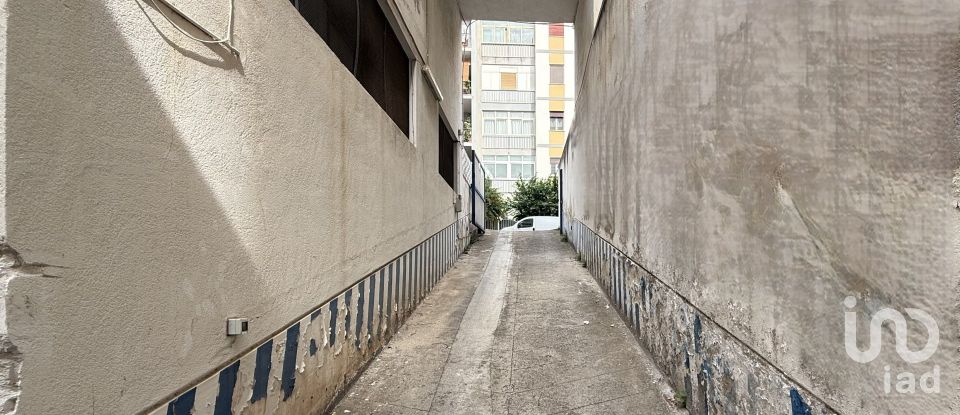 Parking of 51 m² in Palermo (90141)