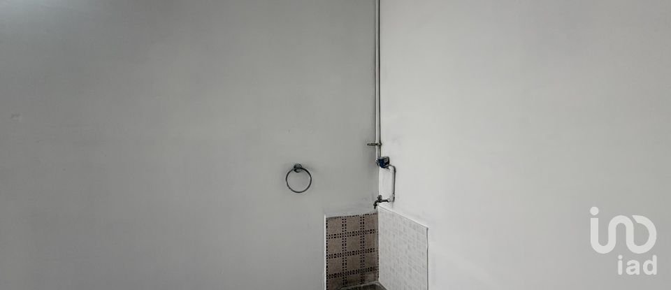 Parking of 51 m² in Palermo (90141)