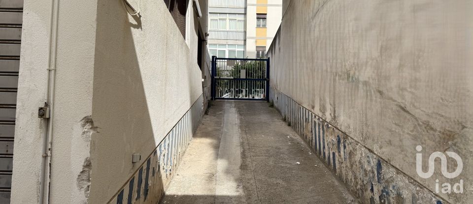 Parking of 51 m² in Palermo (90141)