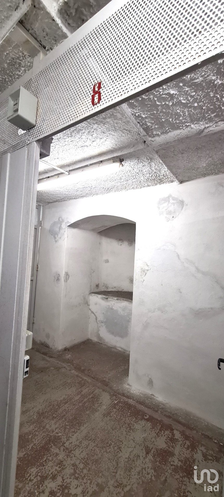 Posto auto di 9 m² in Genova (16151)