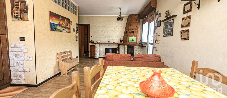 Quadrilocale di 58 m² a Genova (16165)