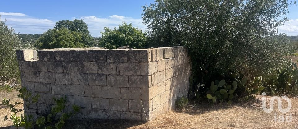 Rustico 1 locale di 15 m² in Cisternino (72014)