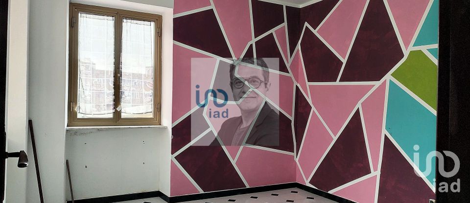 House boat 5 rooms of 200 m² in Genova (16159)