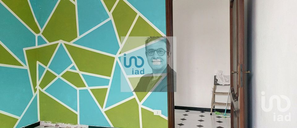 House boat 5 rooms of 200 m² in Genova (16159)