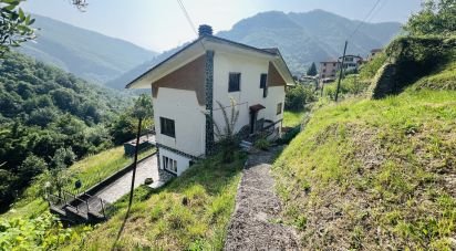 Casa indipendente / Villa 13 locali di 298 m² in Bargagli (16021)