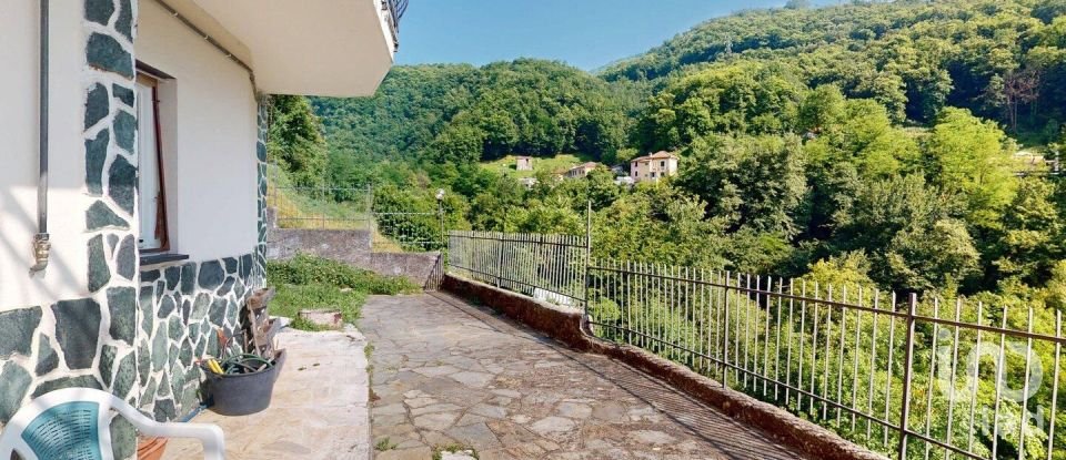 Casa indipendente / Villa 13 locali di 298 m² in Bargagli (16021)