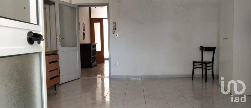 Four-room apartment of 78 m² in Pergola (61045)