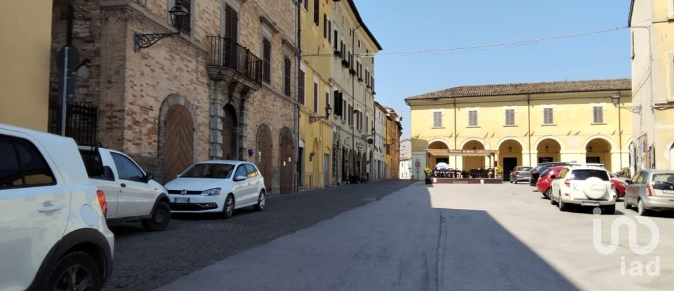 Four-room apartment of 78 m² in Pergola (61045)