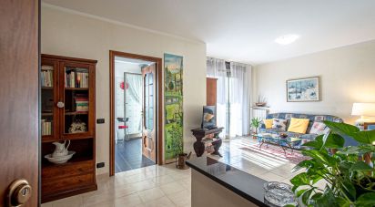 Trilocale di 90 m² a Genova (16131)