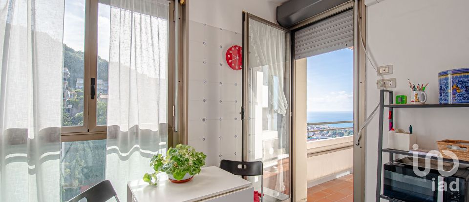 Three-room apartment of 90 m² in Genova (16131)