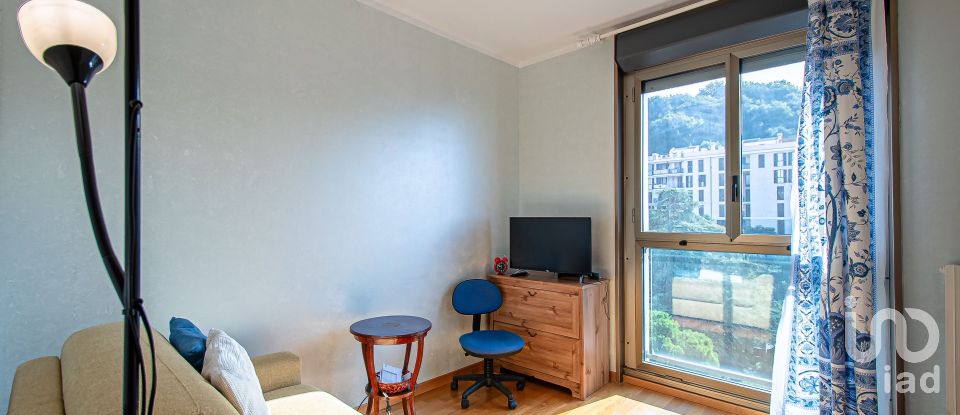 Three-room apartment of 90 m² in Genova (16131)