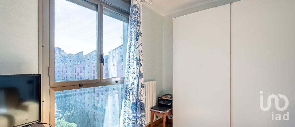 Three-room apartment of 90 m² in Genova (16131)