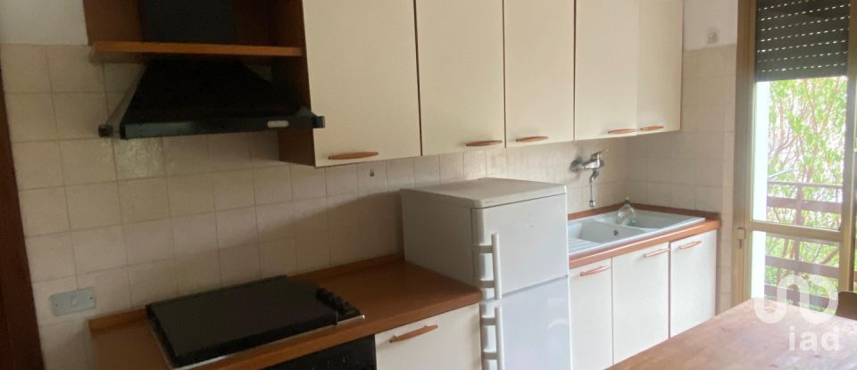 Appartamento 7 locali di 211 m² a Cartoceto (61030)