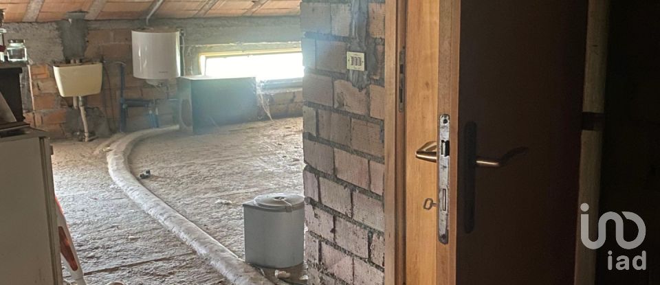 Appartamento 7 locali di 211 m² a Cartoceto (61030)