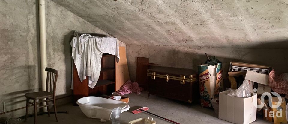 Appartamento 7 locali di 211 m² a Cartoceto (61030)