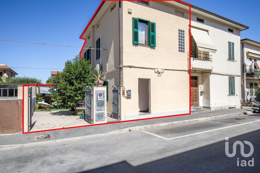 Casa indipendente / Villa 8 locali di 195 m² in Civitanova Marche (62012)