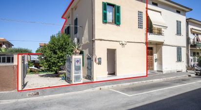 Casa indipendente / Villa 8 locali di 195 m² in Civitanova Marche (62012)