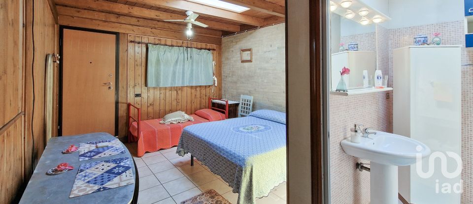 Casa indipendente / Villa 8 locali di 195 m² in Civitanova Marche (62012)