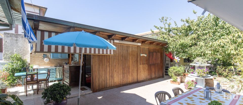 Casa indipendente / Villa 8 locali di 195 m² in Civitanova Marche (62012)