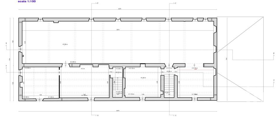 Rustico 35 locali di 1.006 m² in Osimo (60027)