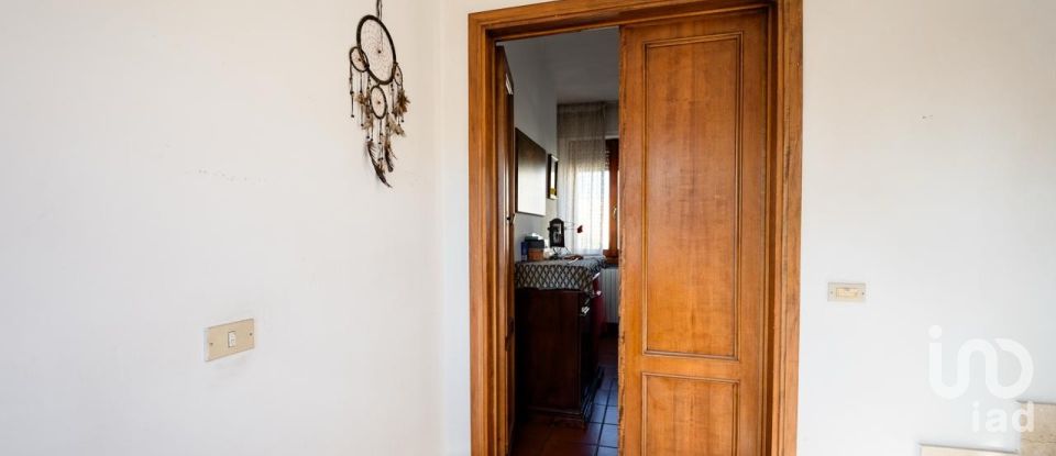 Casale 14 locali di 355 m² in Campi Bisenzio (50013)