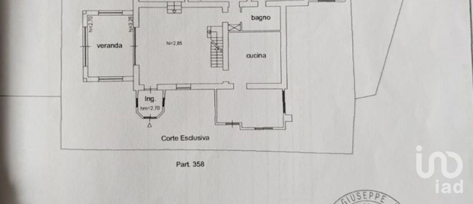 Farm 11 rooms of 320 m² in Sutri (01015)