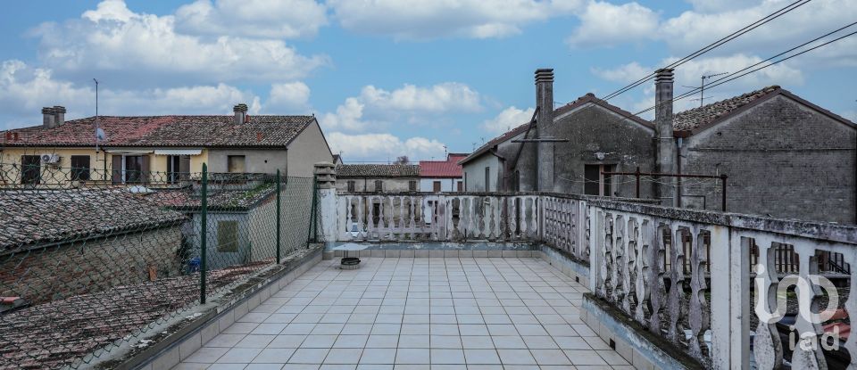 Traditional house 3 rooms of 135 m² in Massa Fiscaglia (44025)