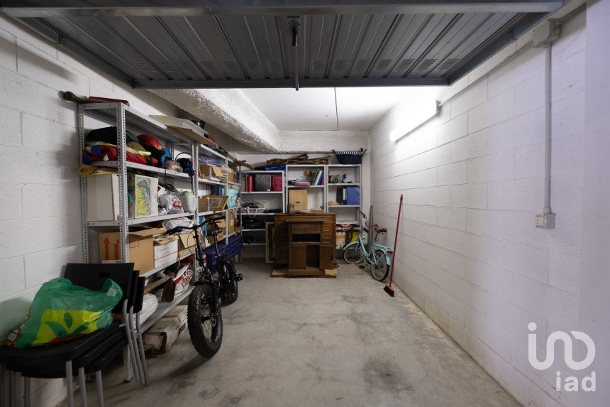 Posto auto di 14 m² in Genova (16161)