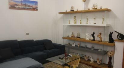 Appartamento 5 locali di 103 m² a - (61036)