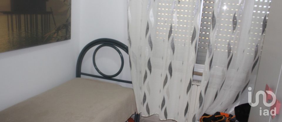 Appartamento 5 locali di 103 m² a - (61036)