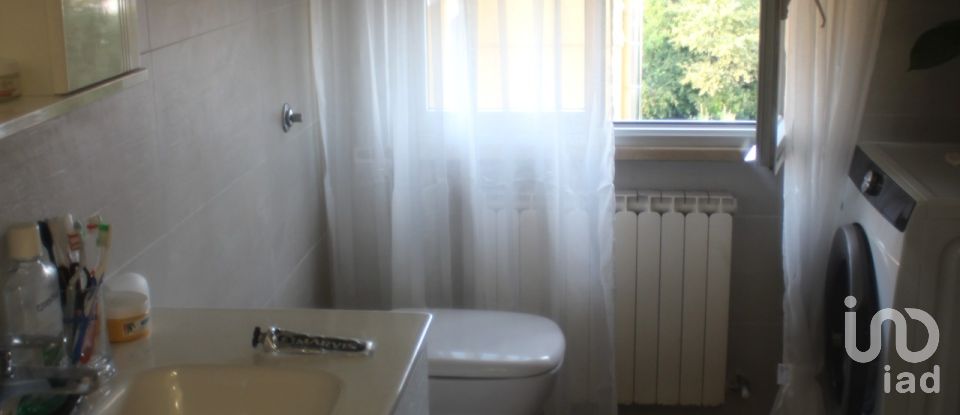 Appartamento 5 locali di 103 m² a - (61036)