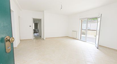 Trilocale di 98 m² a Genova (16127)