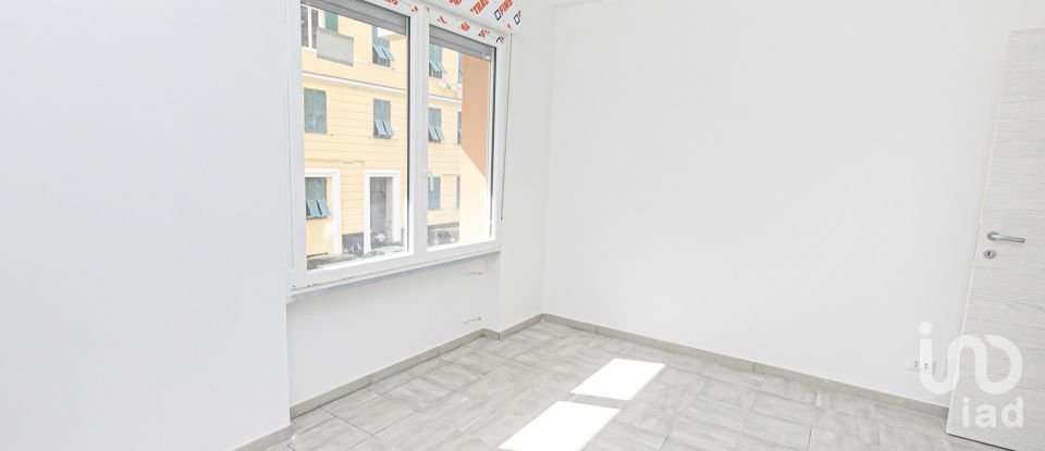 Three-room apartment of 98 m² in Genova (16127)