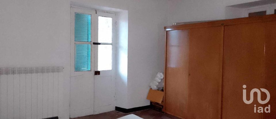 Ristorante di 235 m² in Cartosio (15015)