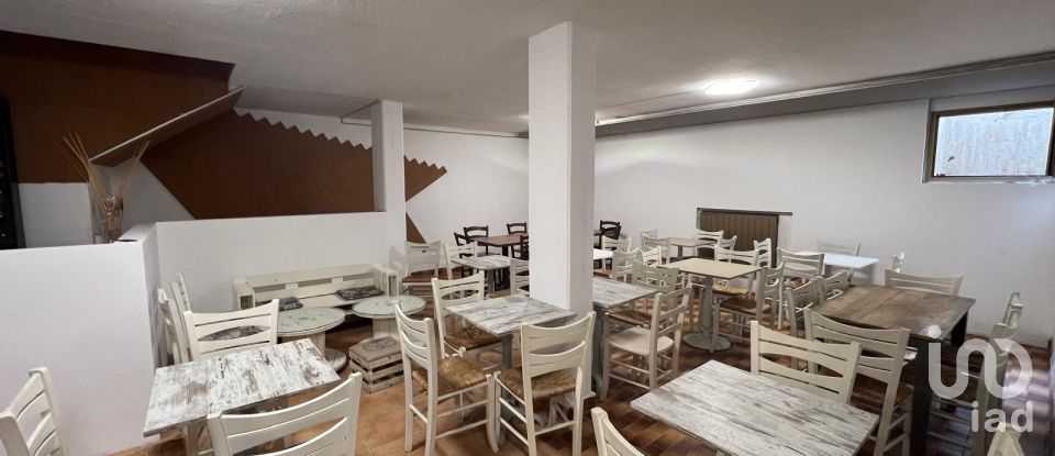 Negozio / locale commerciale di 180 m² in Arsago Seprio (21010)