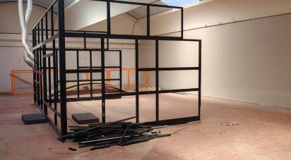 Negozio / locale commerciale di 400 m² in Olbia (07026)