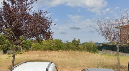 Land of 712 m² in Mombaroccio (61024)