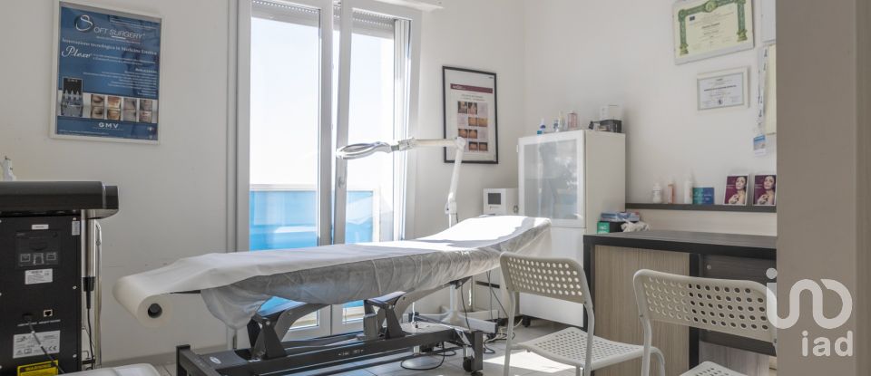 Varie superfici di 597 m² in Numana (60026)