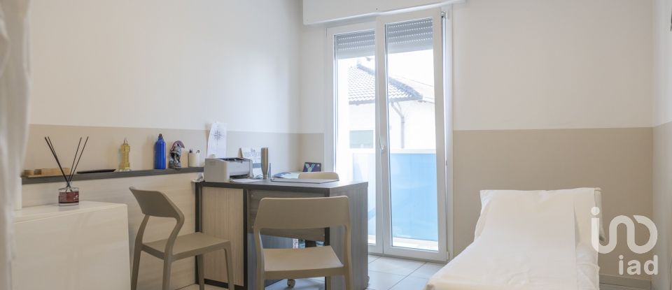 Varie superfici di 597 m² in Numana (60026)