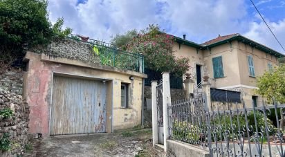 House 10 rooms of 149 m² in Imperia (18100)