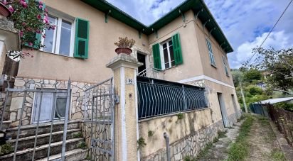Casa indipendente / Villa 10 locali di 149 m² in Imperia (18100)