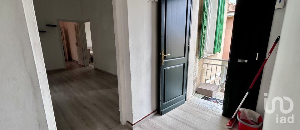 Casa indipendente / Villa 10 locali di 149 m² in Imperia (18100)