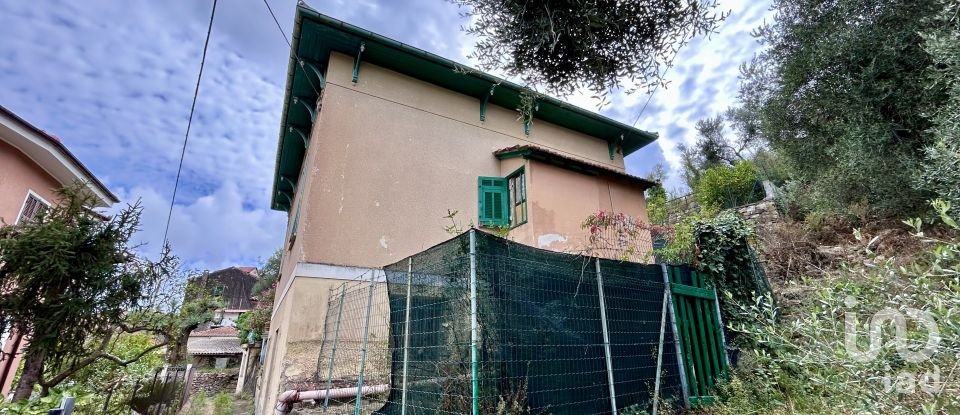 Casa indipendente / Villa 10 locali di 149 m² in Imperia (18100)
