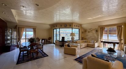 Appartamento 5 locali di 298 m² a Palermo (90141)