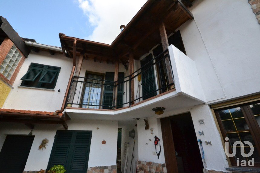 Casa di paese 5 locali di 80 m² in Busalla (16012)