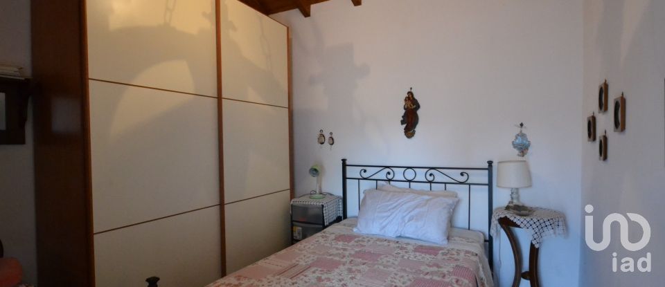 Casa di paese 5 locali di 80 m² in Busalla (16012)