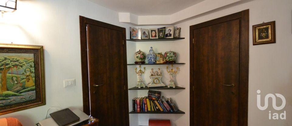 Casa di paese 5 locali di 80 m² in Busalla (16012)