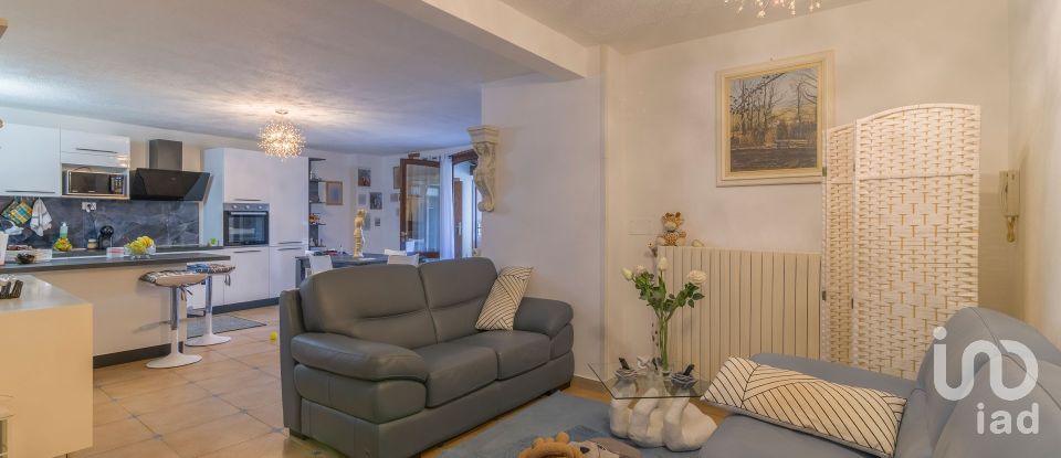 Two-room apartment of 81 m² in Boissano (17054)