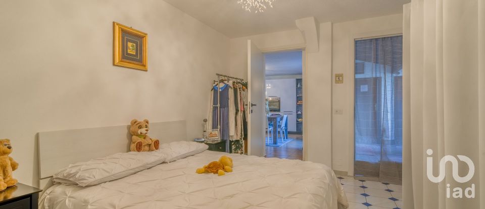 Two-room apartment of 81 m² in Boissano (17054)