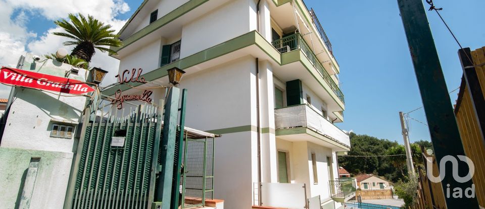 Two-room apartment of 81 m² in Boissano (17054)